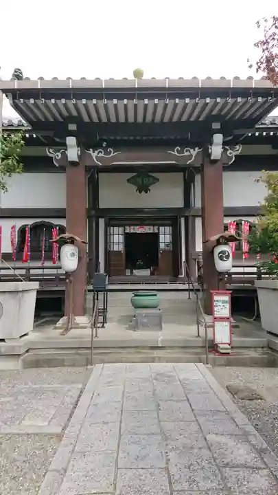 頭陀寺の本殿・本堂