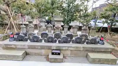 検見川神社の末社・摂社