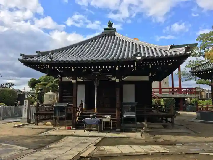 大聖勝軍寺の本殿・本堂