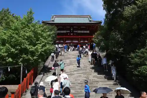 鶴岡八幡宮の本殿