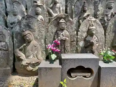 大仙寺の{uncategorized: "未分類", other: "その他", undefined: "問題あり", building: "その他建物", grave: "お墓", sacred_gate: "鳥居", guardian: "狛犬", statue: "像", buddha: "仏像", history: "歴史", nature: "自然", garden: "庭園", animal: "動物", pagoda: "塔", temizu: "手水舎", mountain_gate: "山門・神門", sanctuary: "本殿・本堂", subordinate: "末社・摂社", art: "芸術", scenery: "景色", jizo: "地蔵", ema: "絵馬", goshuin: "御朱印", omikuji: "おみくじ", items: "授与品その他", amulet: "お守り", goshuincho: "御朱印帳", eats: "食事", festival: "お祭り", votive_dance: "神楽", shichigosan: "七五三参", wedding: "結婚式", experience: "体験その他", initially: "初詣", around: "周辺", anti_infection: "感染症対策"}