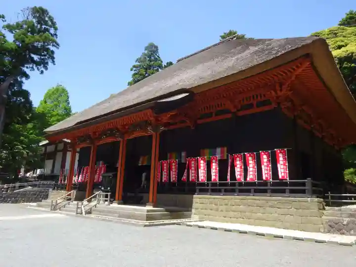 宝城坊の本殿・本堂