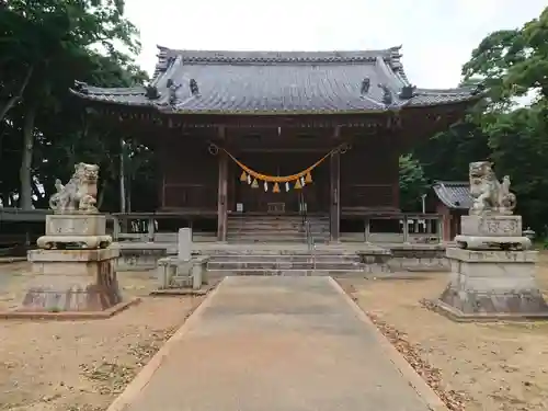 逆戈神社の本殿・本堂