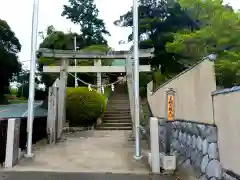 賀久留神社の鳥居