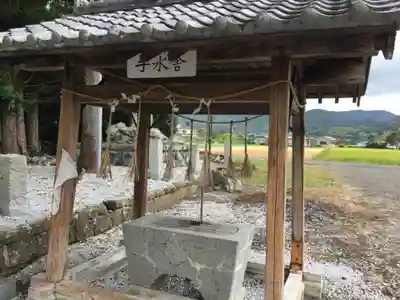 莫越山神社の手水舎