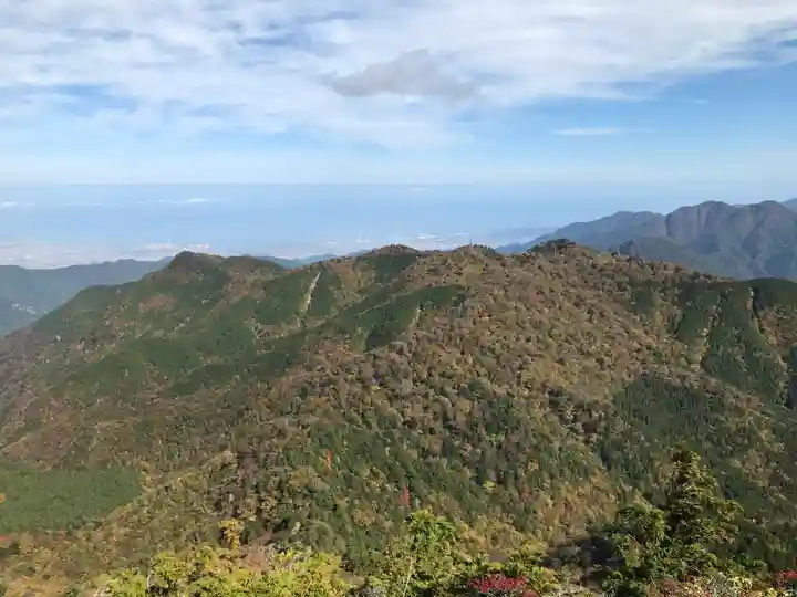 石鎚神社頂上社の景色
