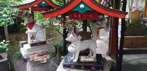 冠稲荷神社の狛犬