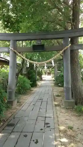 越谷香取神社の鳥居