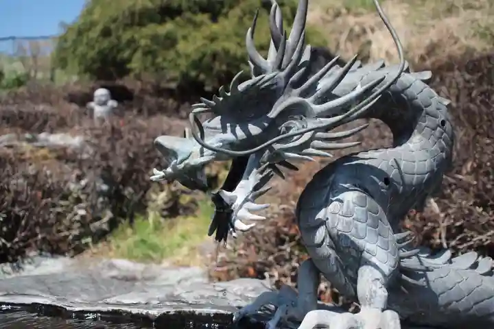 東林寺の手水舎