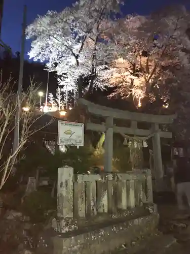 白鳥神社の鳥居