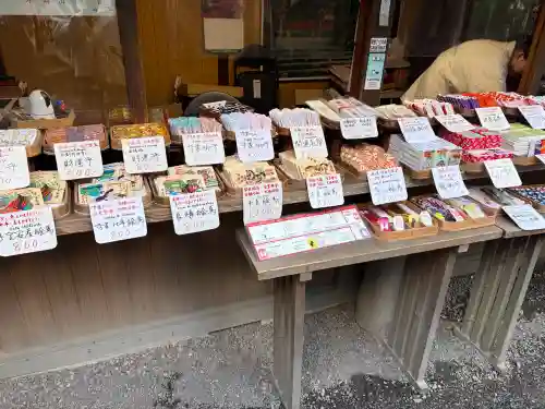 野宮神社の{uncategorized: "未分類", other: "その他", undefined: "問題あり", building: "その他建物", grave: "お墓", sacred_gate: "鳥居", guardian: "狛犬", statue: "像", buddha: "仏像", history: "歴史", nature: "自然", garden: "庭園", animal: "動物", pagoda: "塔", temizu: "手水舎", mountain_gate: "山門・神門", sanctuary: "本殿・本堂", subordinate: "末社・摂社", art: "芸術", scenery: "景色", jizo: "地蔵", ema: "絵馬", goshuin: "御朱印", omikuji: "おみくじ", items: "授与品その他", amulet: "お守り", goshuincho: "御朱印帳", eats: "食事", festival: "お祭り", votive_dance: "神楽", shichigosan: "七五三参", wedding: "結婚式", experience: "体験その他", initially: "初詣", around: "周辺", anti_infection: "感染症対策"}