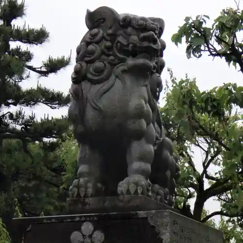 於保多神社の狛犬