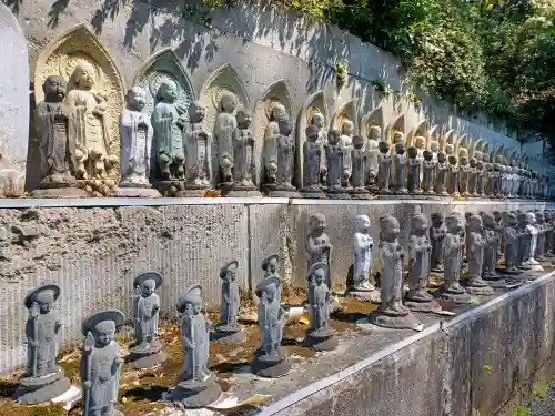 清照寺の{uncategorized: "未分類", other: "その他", undefined: "問題あり", building: "その他建物", grave: "お墓", sacred_gate: "鳥居", guardian: "狛犬", statue: "像", buddha: "仏像", history: "歴史", nature: "自然", garden: "庭園", animal: "動物", pagoda: "塔", temizu: "手水舎", mountain_gate: "山門・神門", sanctuary: "本殿・本堂", subordinate: "末社・摂社", art: "芸術", scenery: "景色", jizo: "地蔵", ema: "絵馬", goshuin: "御朱印", omikuji: "おみくじ", items: "授与品その他", amulet: "お守り", goshuincho: "御朱印帳", eats: "食事", festival: "お祭り", votive_dance: "神楽", shichigosan: "七五三参", wedding: "結婚式", experience: "体験その他", initially: "初詣", around: "周辺", anti_infection: "感染症対策"}