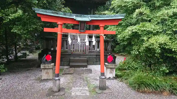 箭弓稲荷神社の末社・摂社