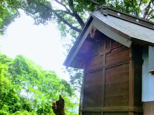 湯泉神社の本殿・本堂