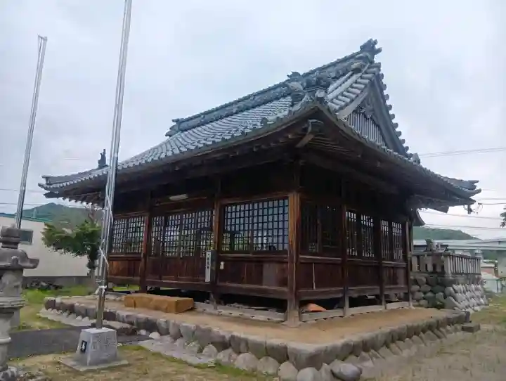 北野神社の{uncategorized: "未分類", other: "その他", undefined: "問題あり", building: "その他建物", grave: "お墓", sacred_gate: "鳥居", guardian: "狛犬", statue: "像", buddha: "仏像", history: "歴史", nature: "自然", garden: "庭園", animal: "動物", pagoda: "塔", temizu: "手水舎", mountain_gate: "山門・神門", sanctuary: "本殿・本堂", subordinate: "末社・摂社", art: "芸術", scenery: "景色", jizo: "地蔵", ema: "絵馬", goshuin: "御朱印", omikuji: "おみくじ", items: "授与品その他", amulet: "お守り", goshuincho: "御朱印帳", eats: "食事", festival: "お祭り", votive_dance: "神楽", shichigosan: "七五三参", wedding: "結婚式", experience: "体験その他", initially: "初詣", around: "周辺", anti_infection: "感染症対策"}