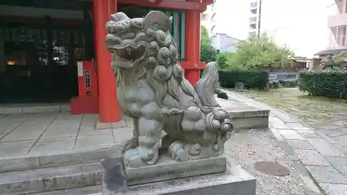 泥江縣神社の狛犬