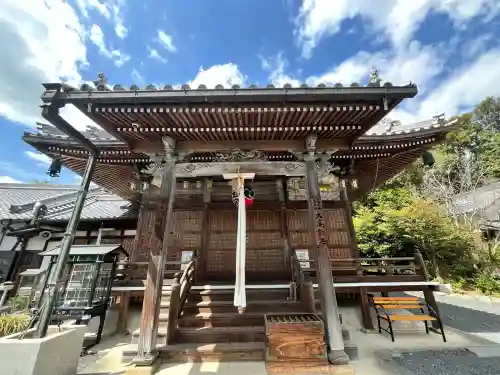 大高能寺の{uncategorized: "未分類", other: "その他", undefined: "問題あり", building: "その他建物", grave: "お墓", sacred_gate: "鳥居", guardian: "狛犬", statue: "像", buddha: "仏像", history: "歴史", nature: "自然", garden: "庭園", animal: "動物", pagoda: "塔", temizu: "手水舎", mountain_gate: "山門・神門", sanctuary: "本殿・本堂", subordinate: "末社・摂社", art: "芸術", scenery: "景色", jizo: "地蔵", ema: "絵馬", goshuin: "御朱印", omikuji: "おみくじ", items: "授与品その他", amulet: "お守り", goshuincho: "御朱印帳", eats: "食事", festival: "お祭り", votive_dance: "神楽", shichigosan: "七五三参", wedding: "結婚式", experience: "体験その他", initially: "初詣", around: "周辺", anti_infection: "感染症対策"}