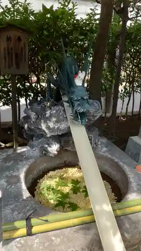 高木神社の手水舎