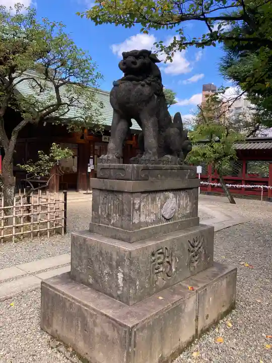 根津神社の狛犬