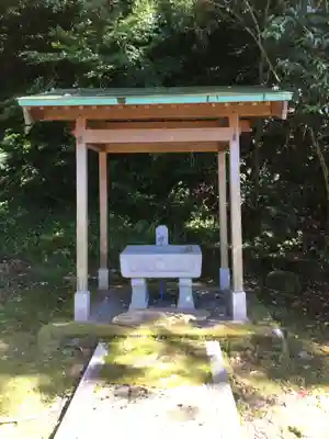 岩瀬神社の手水舎