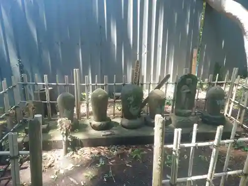 瀧出現不動尊(神奈川県)