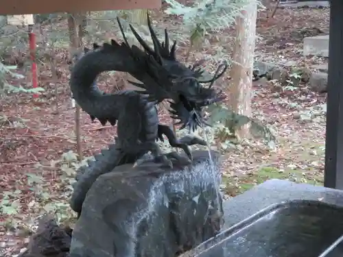 新屋山神社の建物その他