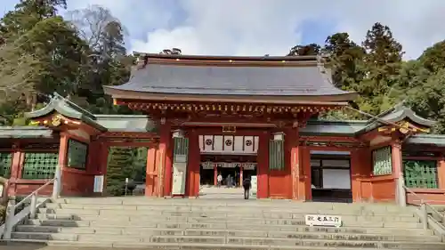 志波彦神社・鹽竈神社の山門