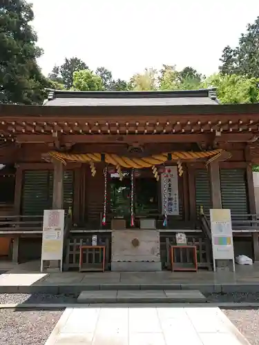 中氷川神社の本殿