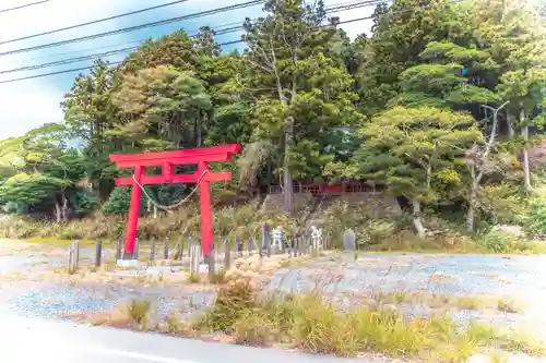 白山神社の鳥居