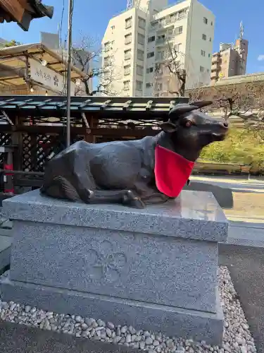 湯島天満宮の{uncategorized: "未分類", other: "その他", undefined: "問題あり", building: "その他建物", grave: "お墓", sacred_gate: "鳥居", guardian: "狛犬", statue: "像", buddha: "仏像", history: "歴史", nature: "自然", garden: "庭園", animal: "動物", pagoda: "塔", temizu: "手水舎", mountain_gate: "山門・神門", sanctuary: "本殿・本堂", subordinate: "末社・摂社", art: "芸術", scenery: "景色", jizo: "地蔵", ema: "絵馬", goshuin: "御朱印", omikuji: "おみくじ", items: "授与品その他", amulet: "お守り", goshuincho: "御朱印帳", eats: "食事", festival: "お祭り", votive_dance: "神楽", shichigosan: "七五三参", wedding: "結婚式", experience: "体験その他", initially: "初詣", around: "周辺", anti_infection: "感染症対策"}
