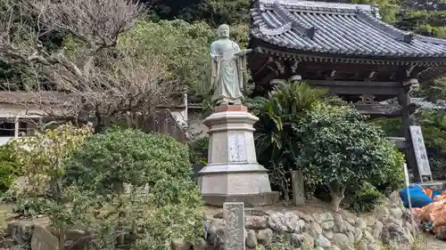 龍口寺の像