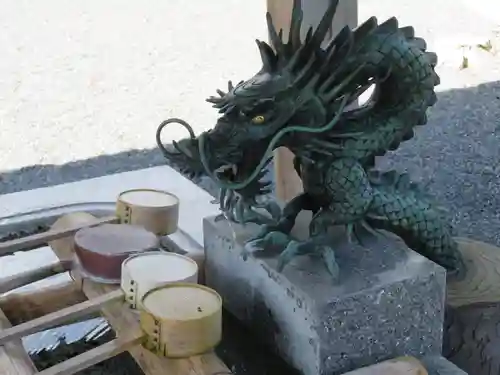 高松神社の手水舎