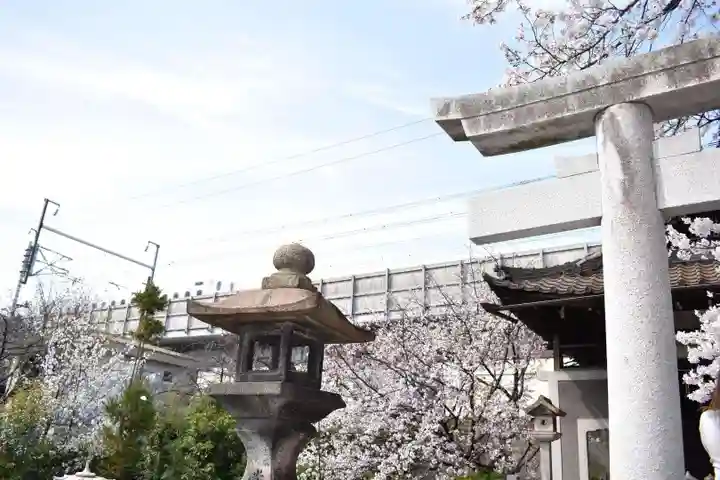 六孫王神社のその他建物