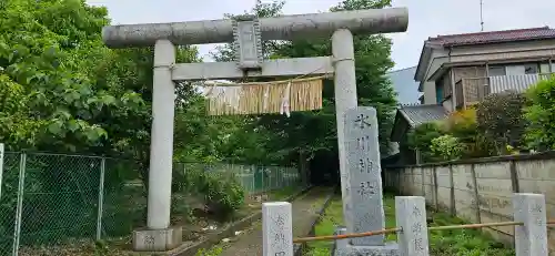 馬場氷川神社の{uncategorized: "未分類", other: "その他", undefined: "問題あり", building: "その他建物", grave: "お墓", sacred_gate: "鳥居", guardian: "狛犬", statue: "像", buddha: "仏像", history: "歴史", nature: "自然", garden: "庭園", animal: "動物", pagoda: "塔", temizu: "手水舎", mountain_gate: "山門・神門", sanctuary: "本殿・本堂", subordinate: "末社・摂社", art: "芸術", scenery: "景色", jizo: "地蔵", ema: "絵馬", goshuin: "御朱印", omikuji: "おみくじ", items: "授与品その他", amulet: "お守り", goshuincho: "御朱印帳", eats: "食事", festival: "お祭り", votive_dance: "神楽", shichigosan: "七五三参", wedding: "結婚式", experience: "体験その他", initially: "初詣", around: "周辺", anti_infection: "感染症対策"}
