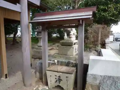 牟山中臣神社の手水舎