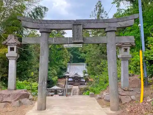 木曽三社神社の鳥居