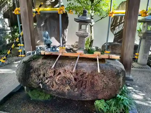 洲嵜神社の手水舎