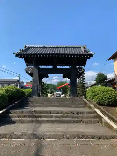 富士山久遠寺の山門