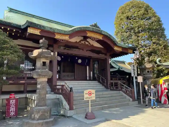 川崎大師(平間寺)の{uncategorized: "未分類", other: "その他", undefined: "問題あり", building: "その他建物", grave: "お墓", sacred_gate: "鳥居", guardian: "狛犬", statue: "像", buddha: "仏像", history: "歴史", nature: "自然", garden: "庭園", animal: "動物", pagoda: "塔", temizu: "手水舎", mountain_gate: "山門・神門", sanctuary: "本殿・本堂", subordinate: "末社・摂社", art: "芸術", scenery: "景色", jizo: "地蔵", ema: "絵馬", goshuin: "御朱印", omikuji: "おみくじ", items: "授与品その他", amulet: "お守り", goshuincho: "御朱印帳", eats: "食事", festival: "お祭り", votive_dance: "神楽", shichigosan: "七五三参", wedding: "結婚式", experience: "体験その他", initially: "初詣", around: "周辺", anti_infection: "感染症対策"}
