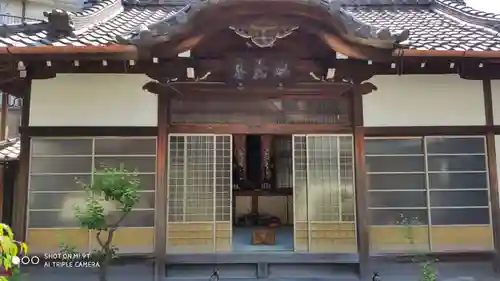 荘厳寺の本殿・本堂