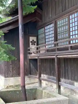 国安天満神社の本殿・本堂
