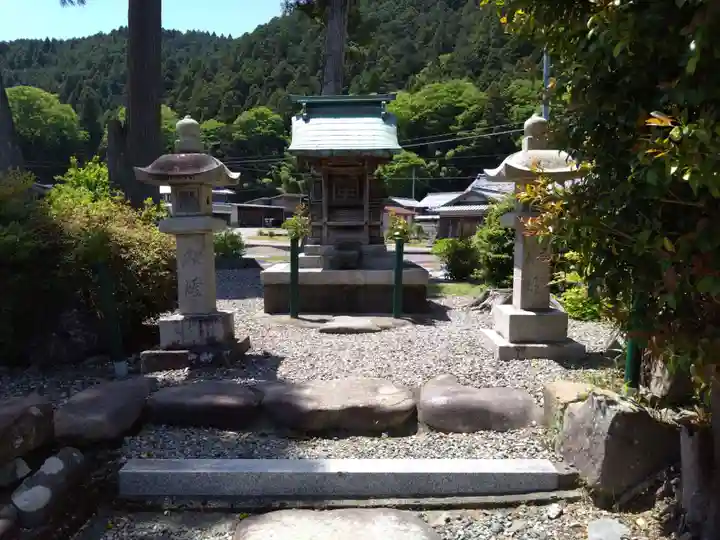 白山神社(岐阜県)