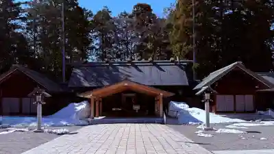 石川護國神社の{uncategorized: "未分類", other: "その他", undefined: "問題あり", building: "その他建物", grave: "お墓", sacred_gate: "鳥居", guardian: "狛犬", statue: "像", buddha: "仏像", history: "歴史", nature: "自然", garden: "庭園", animal: "動物", pagoda: "塔", temizu: "手水舎", mountain_gate: "山門・神門", sanctuary: "本殿・本堂", subordinate: "末社・摂社", art: "芸術", scenery: "景色", jizo: "地蔵", ema: "絵馬", goshuin: "御朱印", omikuji: "おみくじ", items: "授与品その他", amulet: "お守り", goshuincho: "御朱印帳", eats: "食事", festival: "お祭り", votive_dance: "神楽", shichigosan: "七五三参", wedding: "結婚式", experience: "体験その他", initially: "初詣", around: "周辺", anti_infection: "感染症対策"}