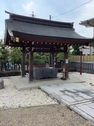 伊勝八幡宮の手水舎