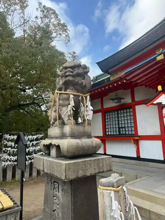 玉造稲荷神社の{uncategorized: "未分類", other: "その他", undefined: "問題あり", building: "その他建物", grave: "お墓", sacred_gate: "鳥居", guardian: "狛犬", statue: "像", buddha: "仏像", history: "歴史", nature: "自然", garden: "庭園", animal: "動物", pagoda: "塔", temizu: "手水舎", mountain_gate: "山門・神門", sanctuary: "本殿・本堂", subordinate: "末社・摂社", art: "芸術", scenery: "景色", jizo: "地蔵", ema: "絵馬", goshuin: "御朱印", omikuji: "おみくじ", items: "授与品その他", amulet: "お守り", goshuincho: "御朱印帳", eats: "食事", festival: "お祭り", votive_dance: "神楽", shichigosan: "七五三参", wedding: "結婚式", experience: "体験その他", initially: "初詣", around: "周辺", anti_infection: "感染症対策"}