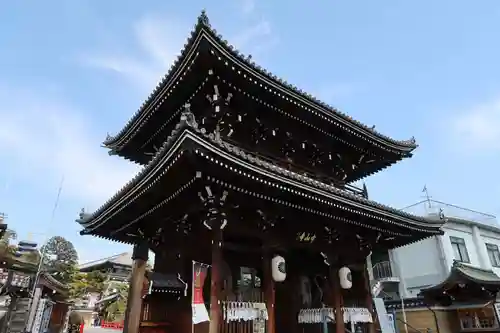 中山寺の山門・神門