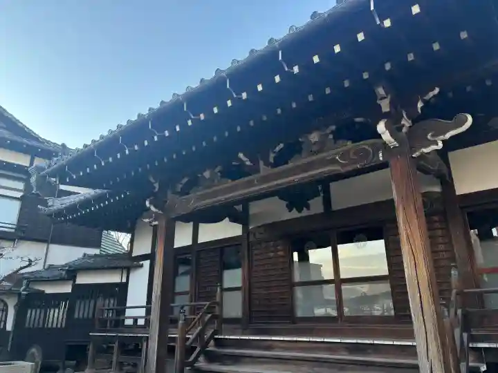 長命寺の{uncategorized: "未分類", other: "その他", undefined: "問題あり", building: "その他建物", grave: "お墓", sacred_gate: "鳥居", guardian: "狛犬", statue: "像", buddha: "仏像", history: "歴史", nature: "自然", garden: "庭園", animal: "動物", pagoda: "塔", temizu: "手水舎", mountain_gate: "山門・神門", sanctuary: "本殿・本堂", subordinate: "末社・摂社", art: "芸術", scenery: "景色", jizo: "地蔵", ema: "絵馬", goshuin: "御朱印", omikuji: "おみくじ", items: "授与品その他", amulet: "お守り", goshuincho: "御朱印帳", eats: "食事", festival: "お祭り", votive_dance: "神楽", shichigosan: "七五三参", wedding: "結婚式", experience: "体験その他", initially: "初詣", around: "周辺", anti_infection: "感染症対策"}