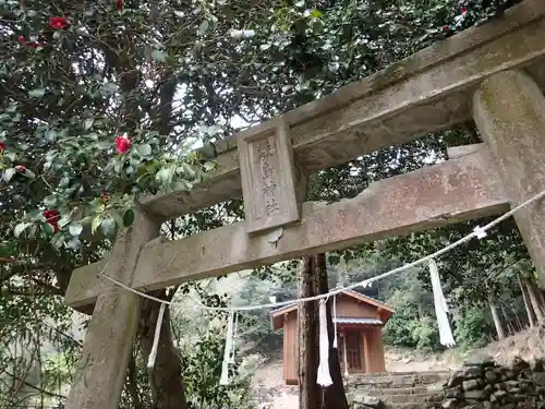 敷島神社の建物その他