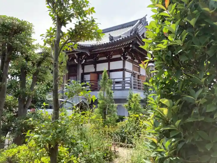 長楽寺の本殿・本堂